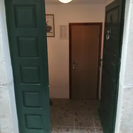 Apartment Sorgeto *