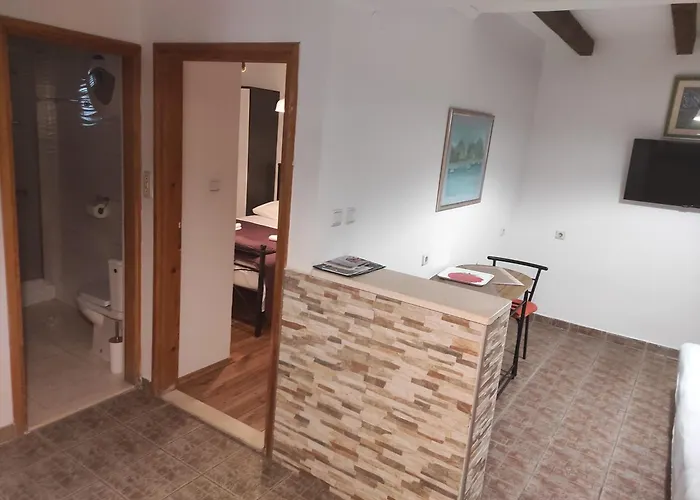 Rgeto 아파트 스톤